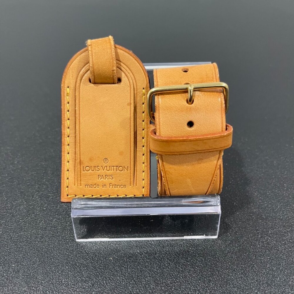 Louis Vuitton Luggage Tag and Handle Keeper (JB1340)